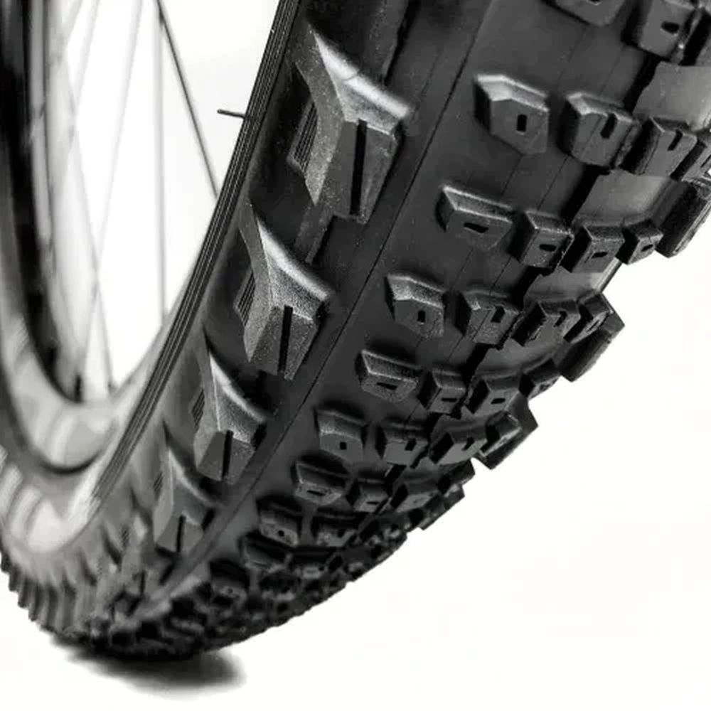 All-Terrain Tire | 27.5" x 2.4" | Enduro Casing | Mopo Compound | Black